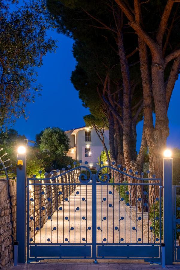 Villa Lea Imperia Εξωτερικό φωτογραφία